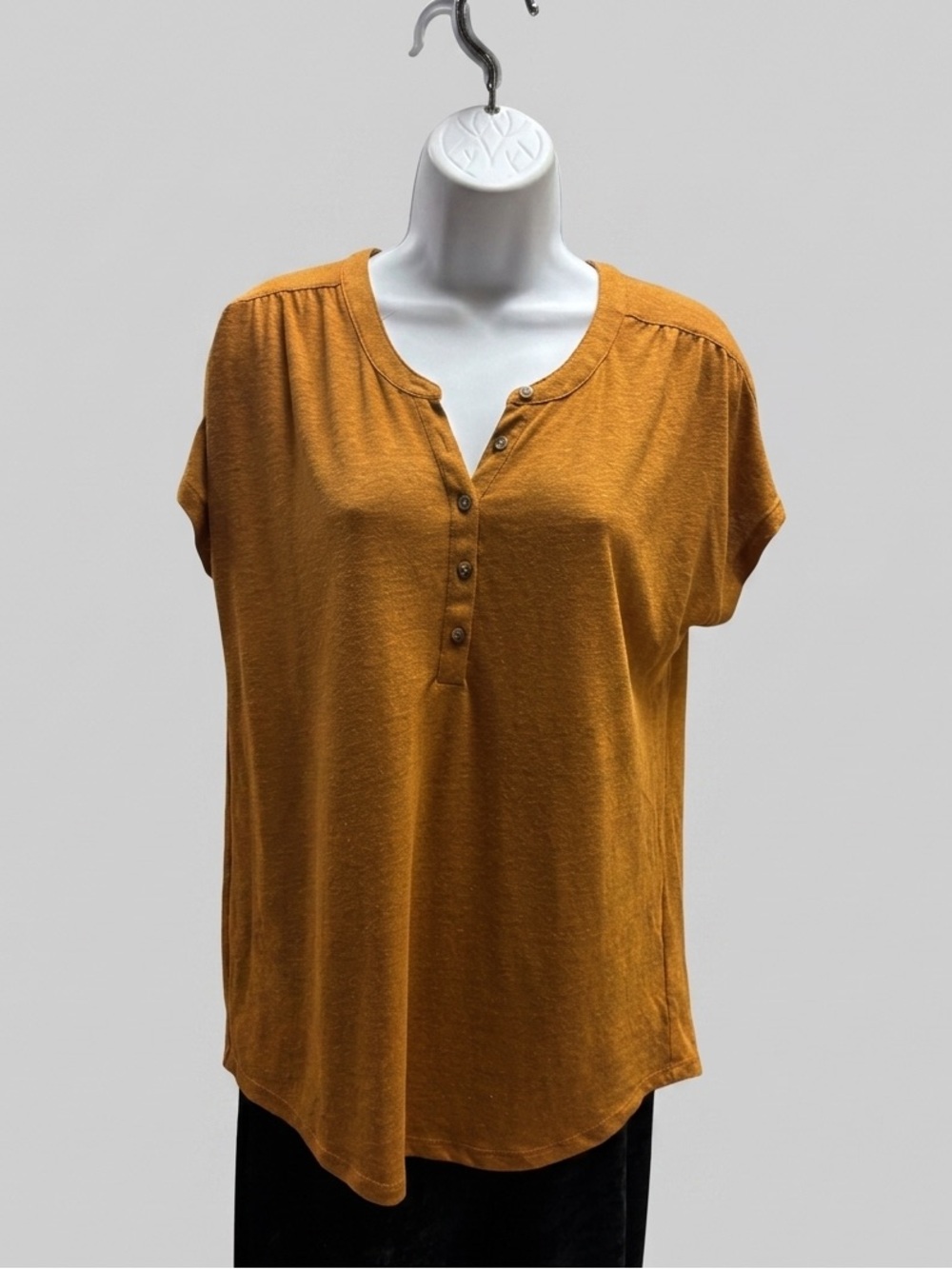 Old Navy Gold Short Sleeve Button Down